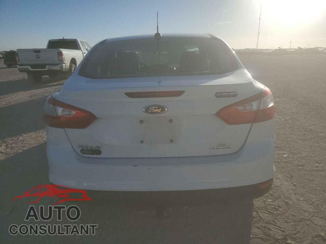 FORD FOCUS 2014 - 1FADP3F29EL253711