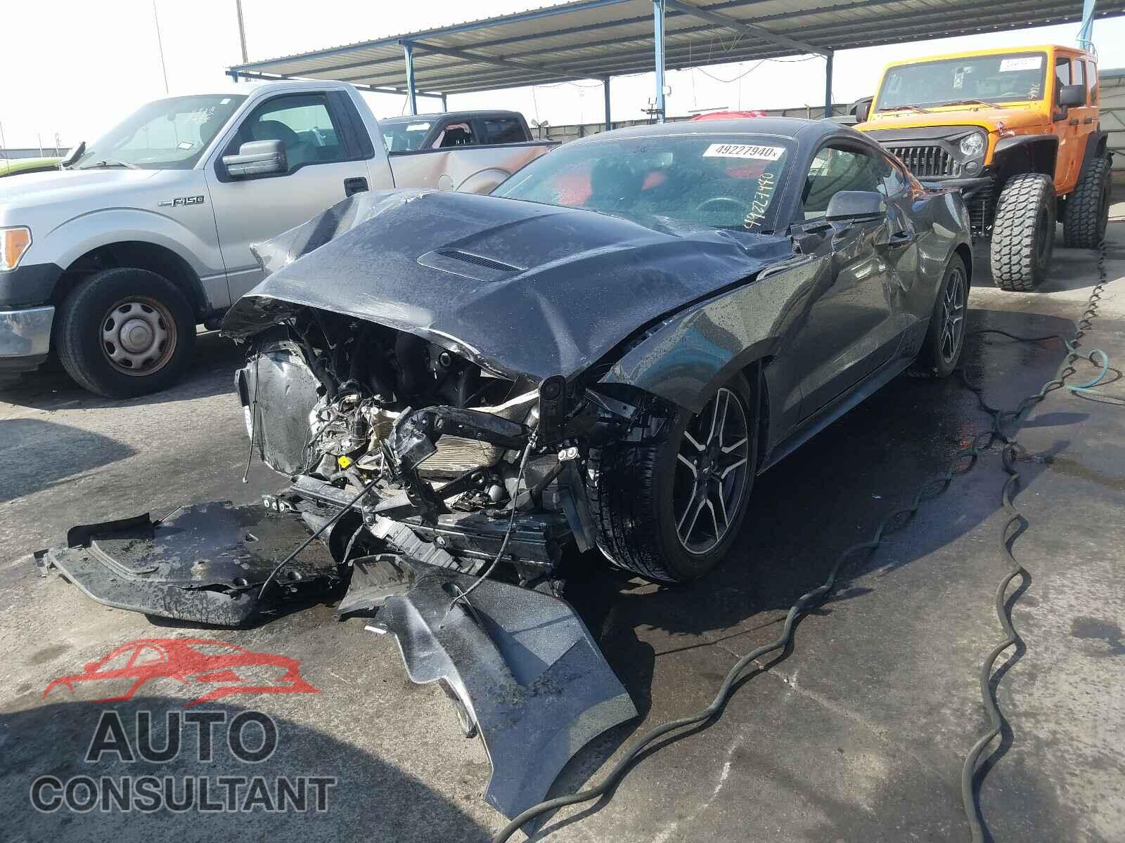 FORD MUSTANG 2019 - 1FA6P8TH5K5120796