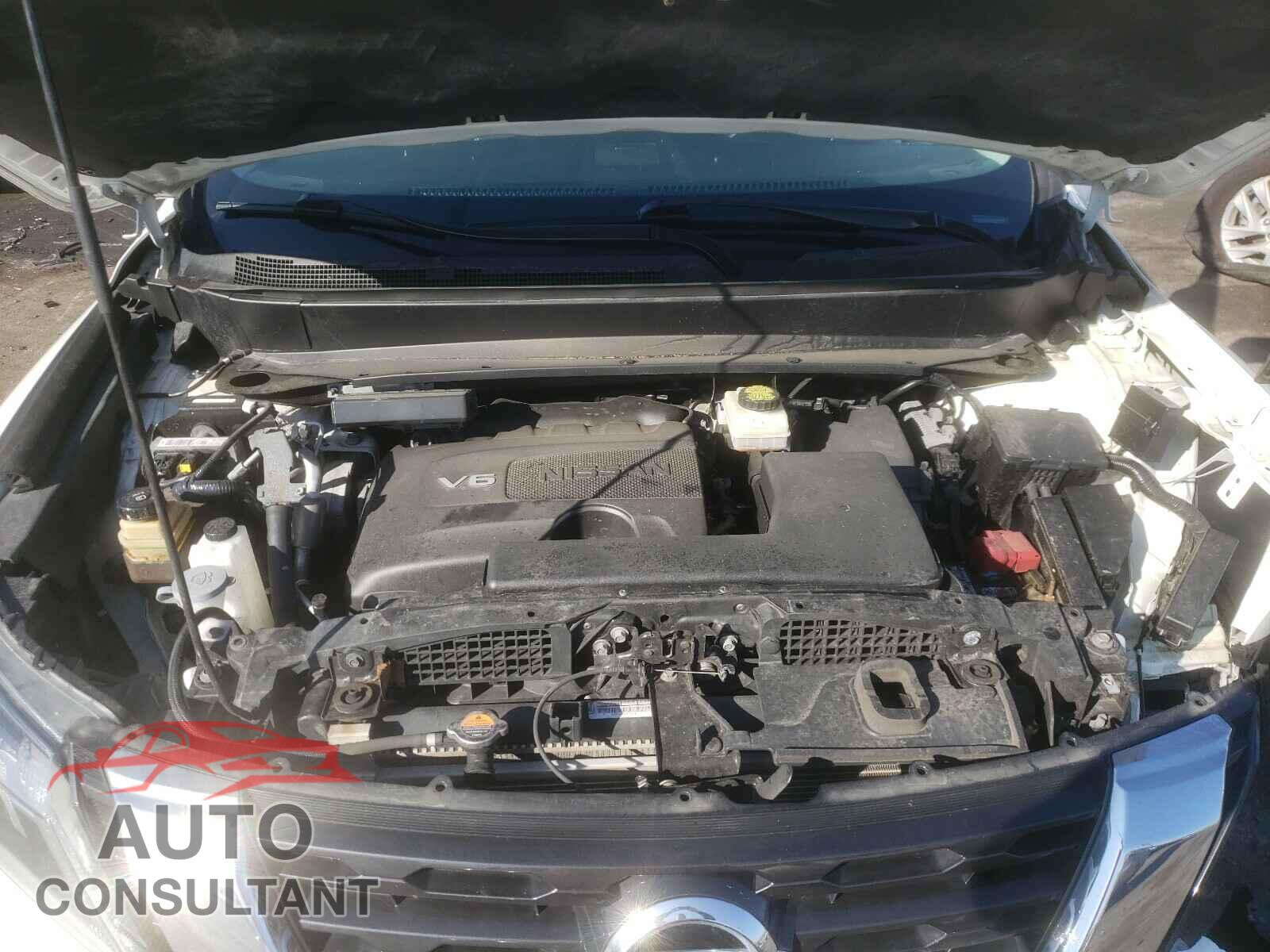 NISSAN PATHFINDER 2017 - 5N1DR2MM4HC638046