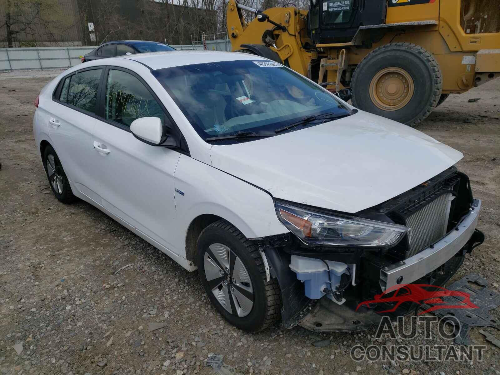 HYUNDAI IONIQ 2017 - KMHC65LC1HU029067