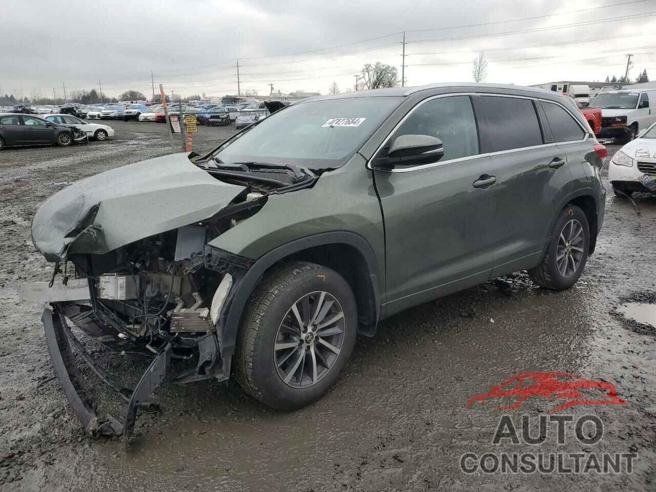 TOYOTA HIGHLANDER 2018 - 5TDJZRFH7JS804287