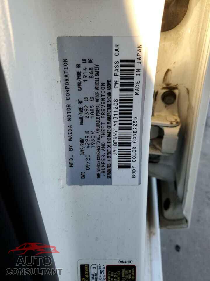 MAZDA 3 2021 - JM1BPBNY1M1311208