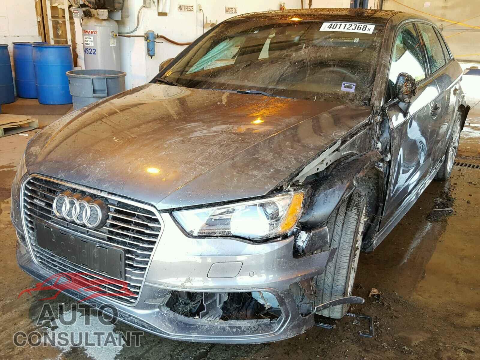 AUDI A3 2016 - WAUUPBFF4GA108692