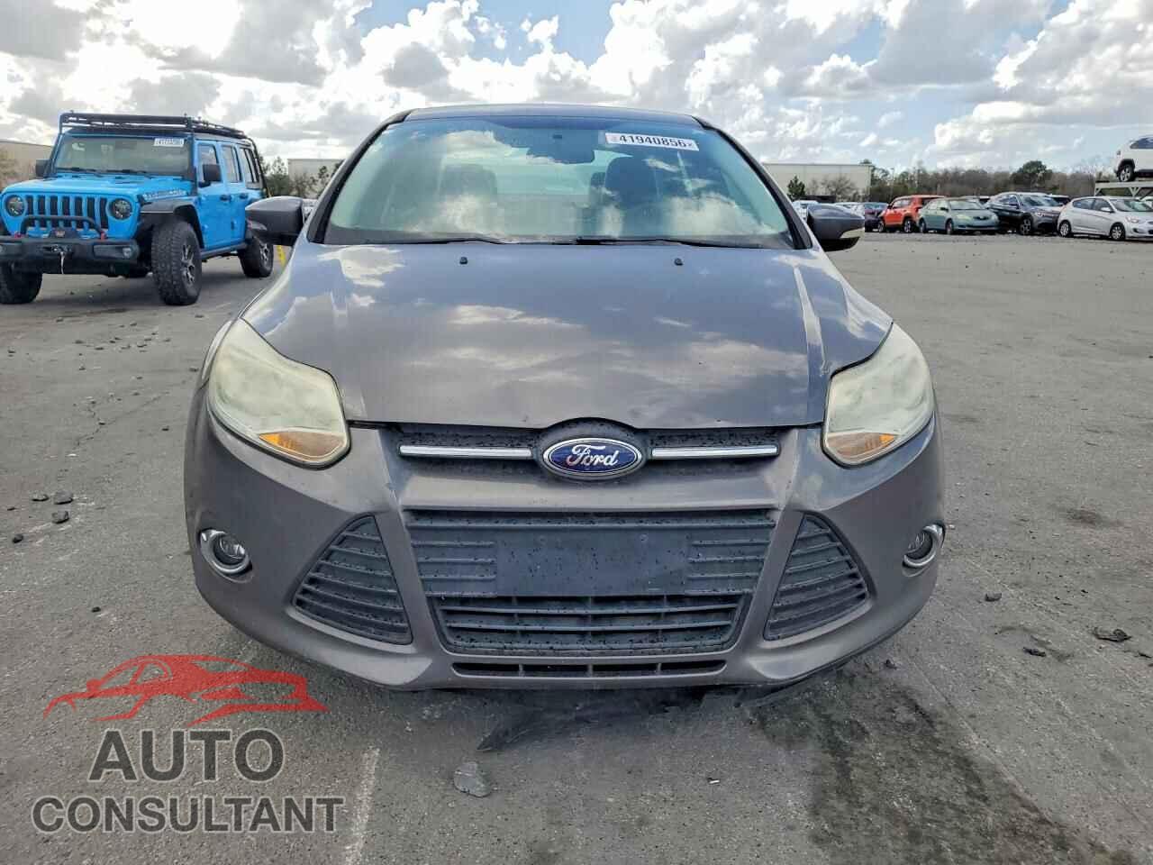 FORD FOCUS 2013 - 1FADP3F25DL375075