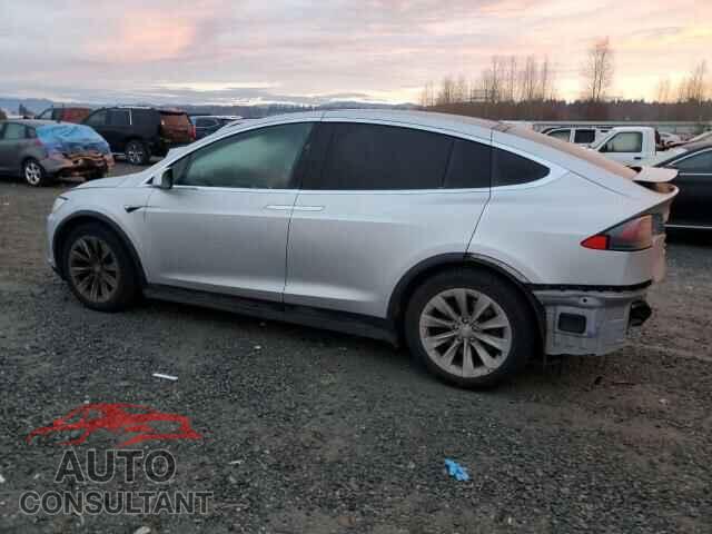 TESLA MODEL X 2017 - 5YJXCAE21HF076040
