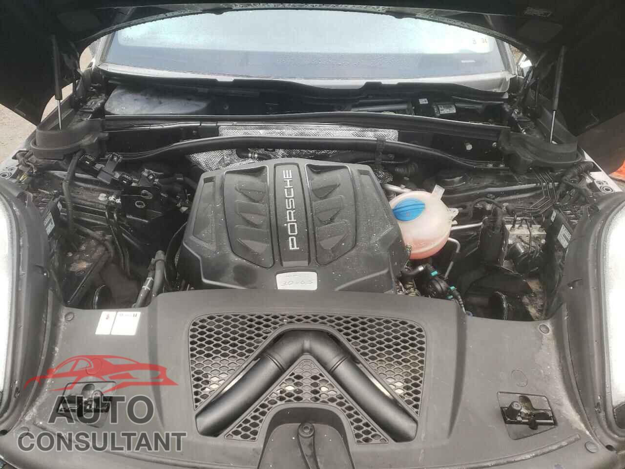 PORSCHE MACAN 2018 - WP1AB2A57JLB33096