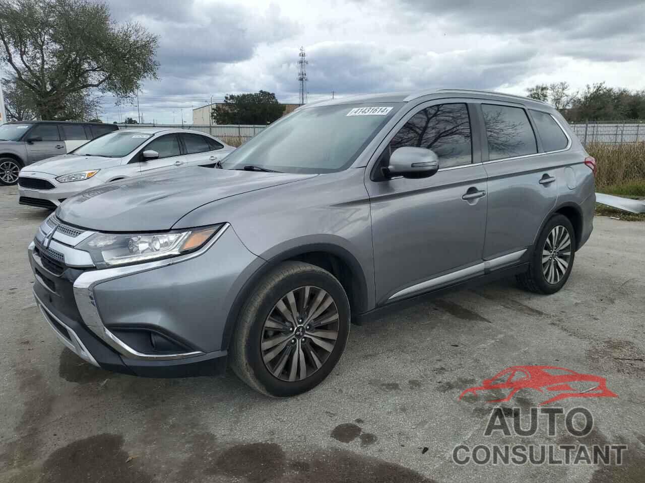 MITSUBISHI OUTLANDER 2019 - JA4AD3A32KZ027096