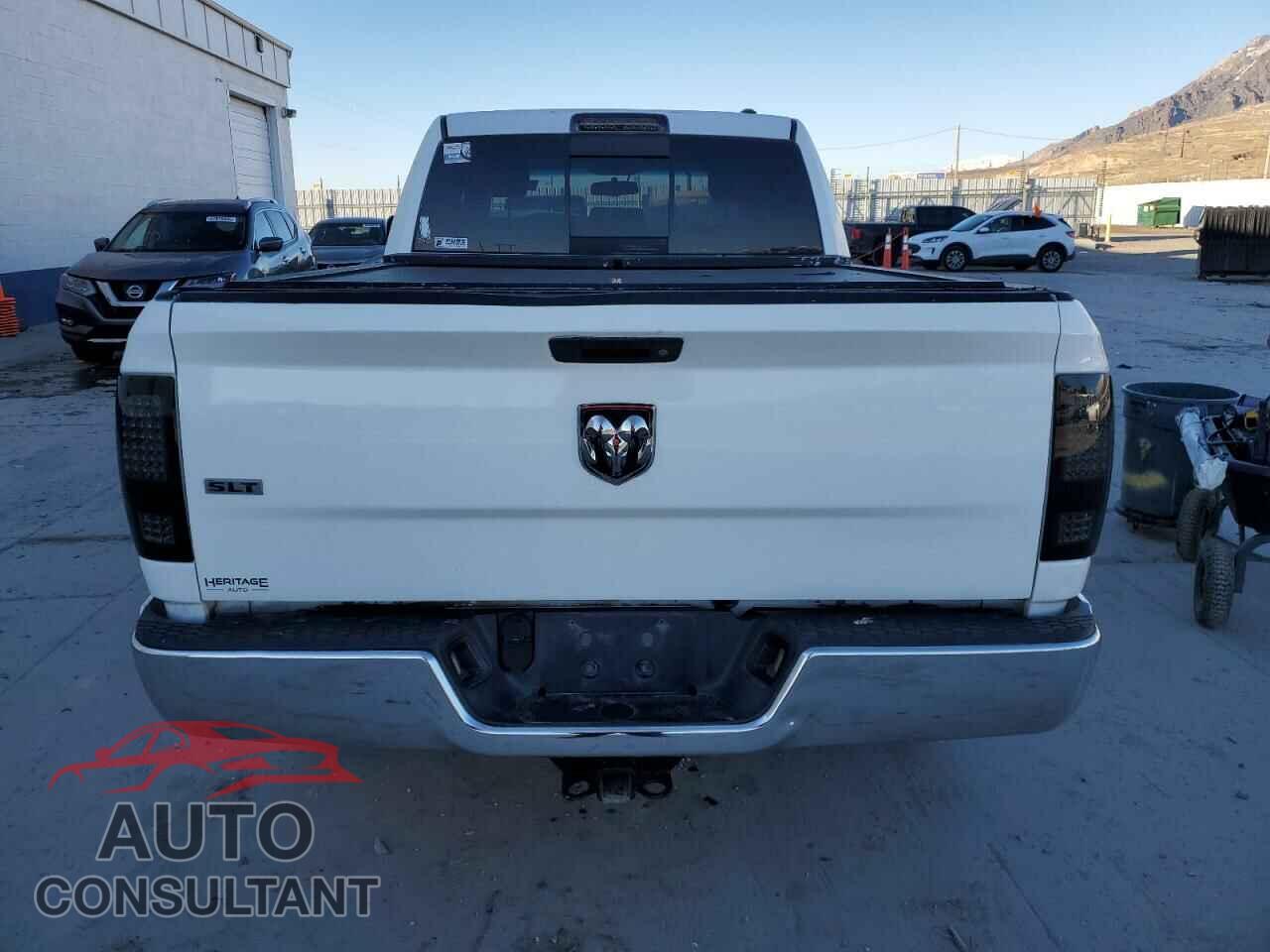 DODGE RAM 1500 2012 - 1C6RD7GT1CS221952