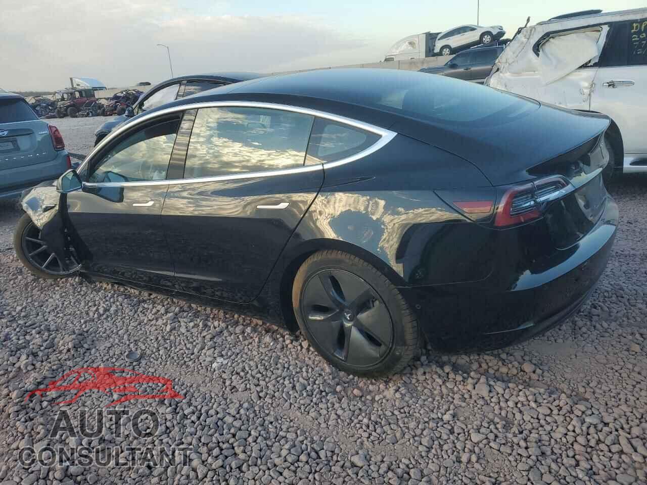 TESLA MODEL 3 2018 - 5YJ3E1EA5JF156690