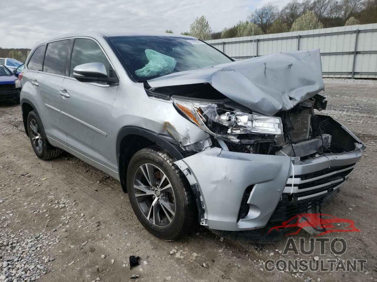 TOYOTA HIGHLANDER 2018 - 5TDZZRFH8JS247733