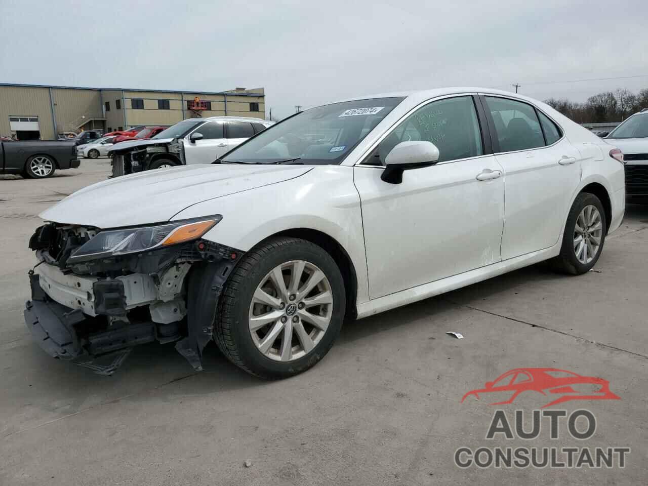 TOYOTA CAMRY 2020 - 4T1C11AK1LU889433