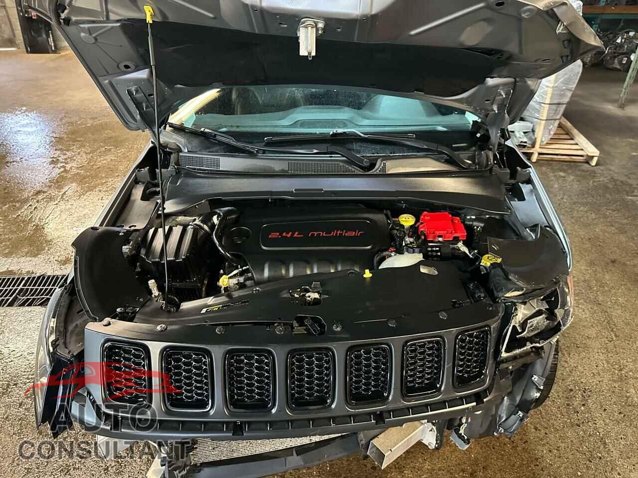 JEEP COMPASS 2019 - 3C4NJDBB2KT817386