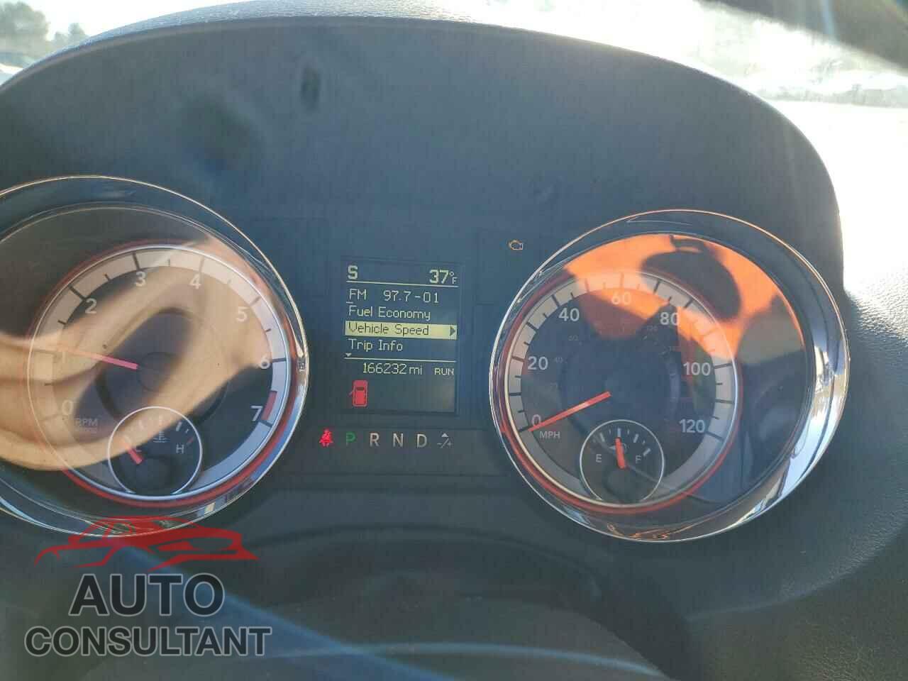 DODGE CARAVAN 2016 - 2C4RDGEG1GR201528