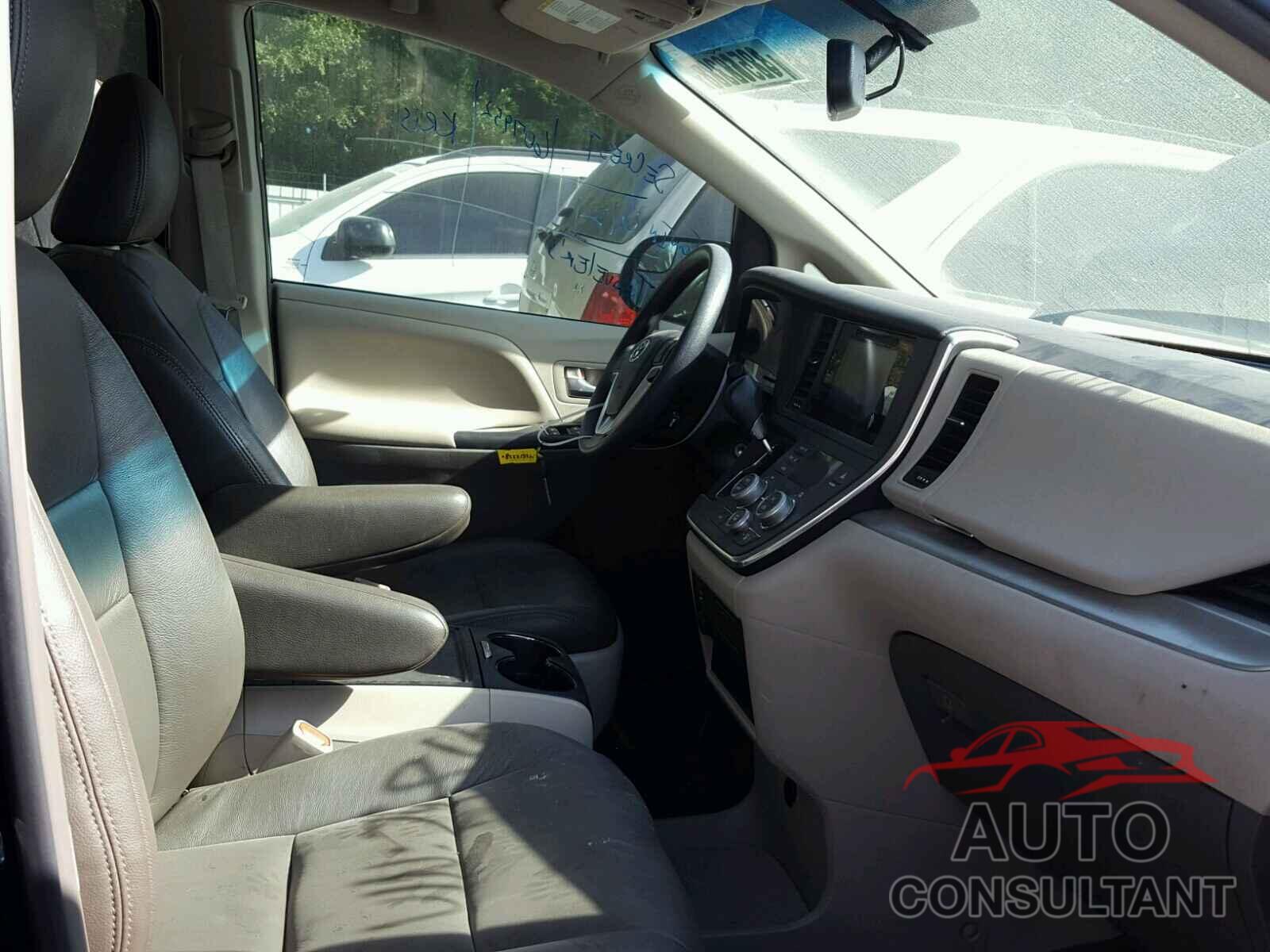 TOYOTA SIENNA LE 2017 - 5TDKZ3DC4HS798161