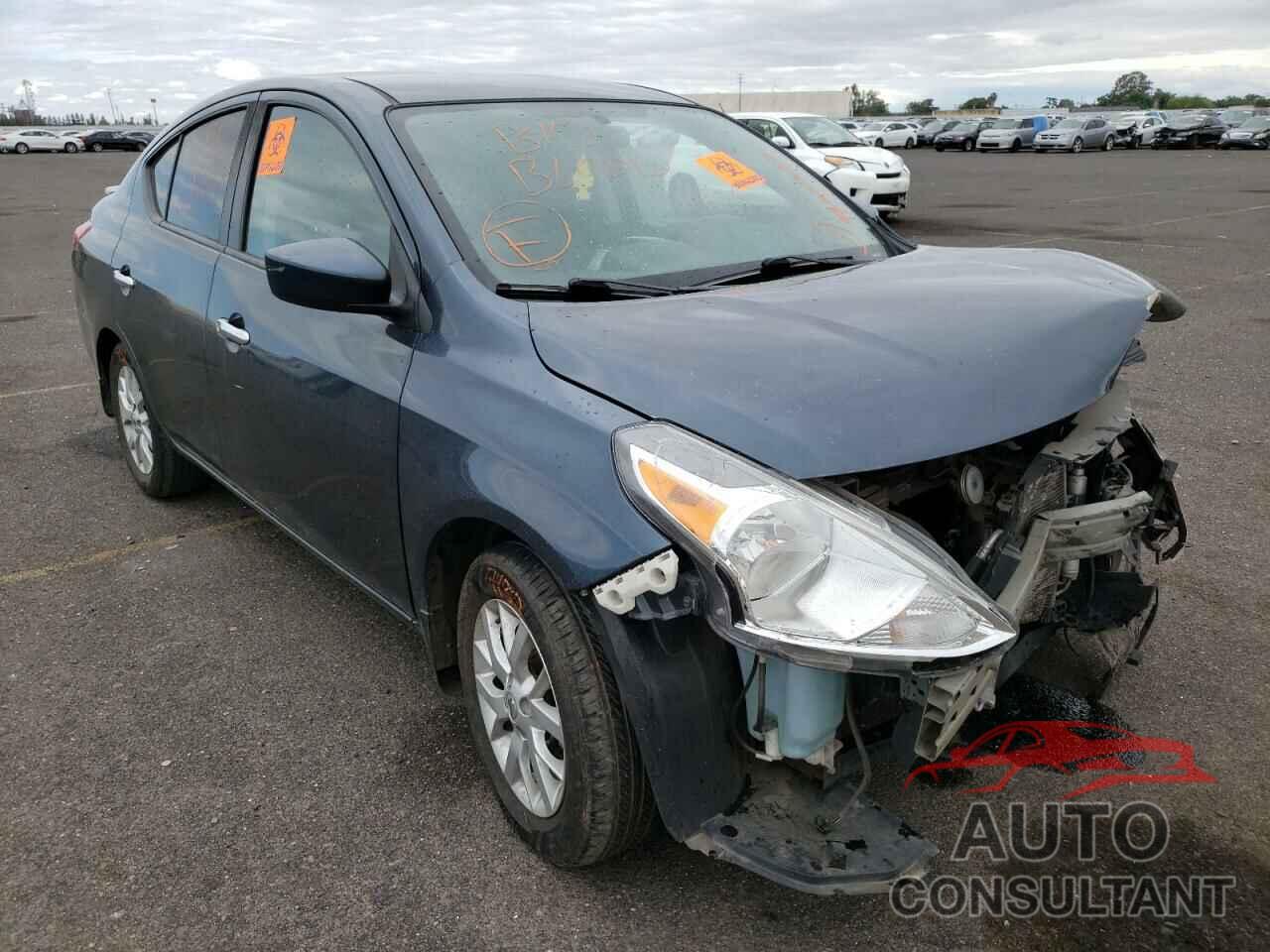 NISSAN VERSA 2017 - 3N1CN7AP9HL859740