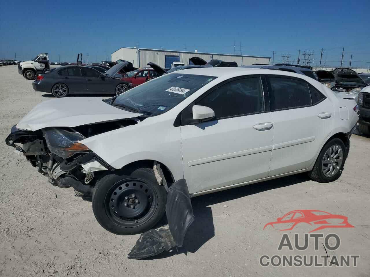 TOYOTA COROLLA 2018 - 5YFBURHEXJP744066
