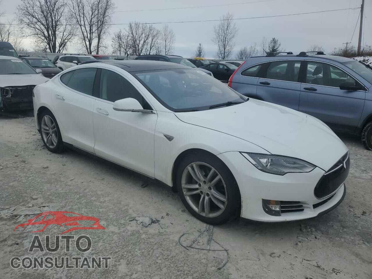 TESLA MODEL S 2013 - 5YJSA1DP0DFP05276