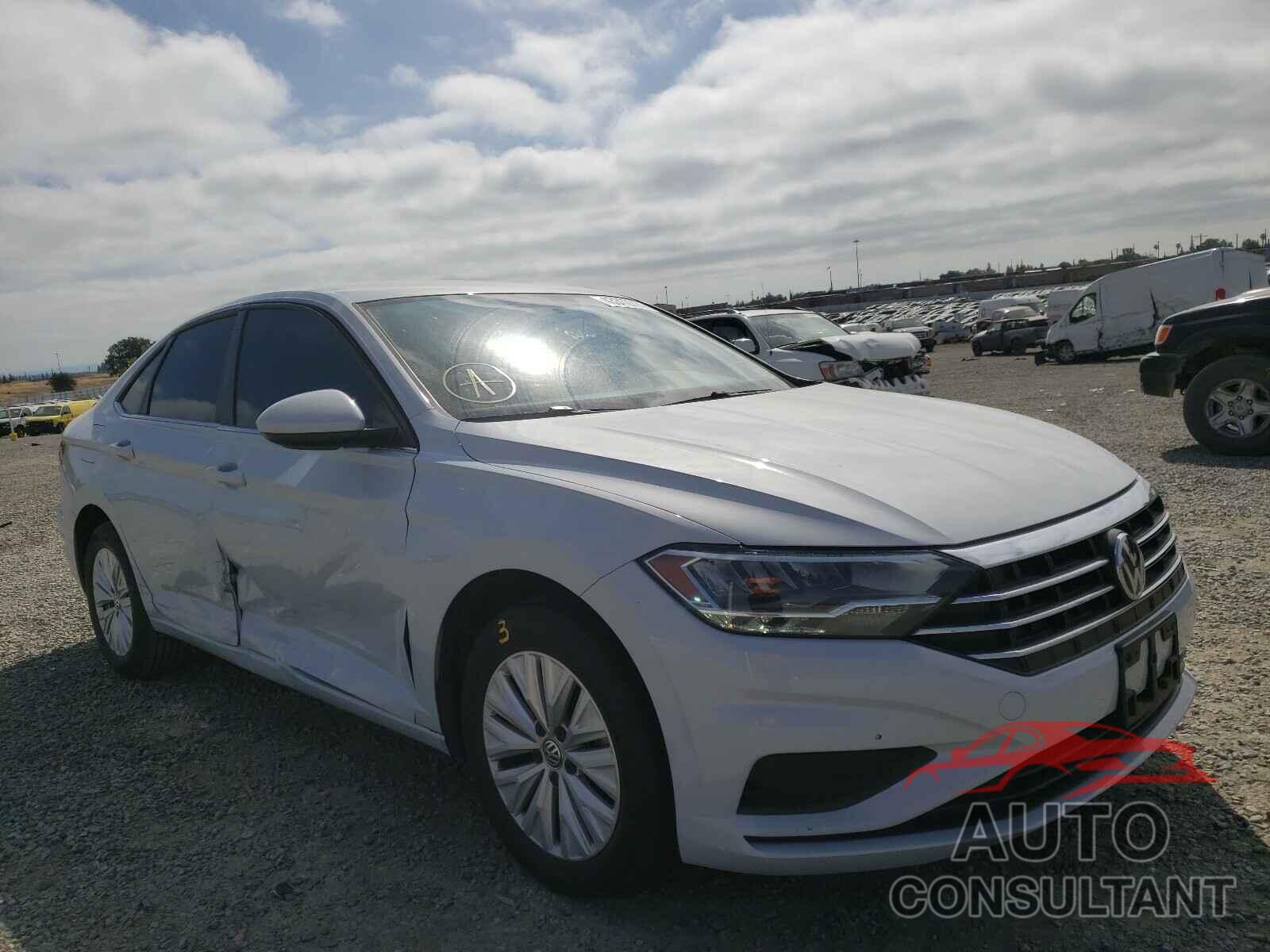 VOLKSWAGEN JETTA 2019 - 3VWC57BUXKM037240