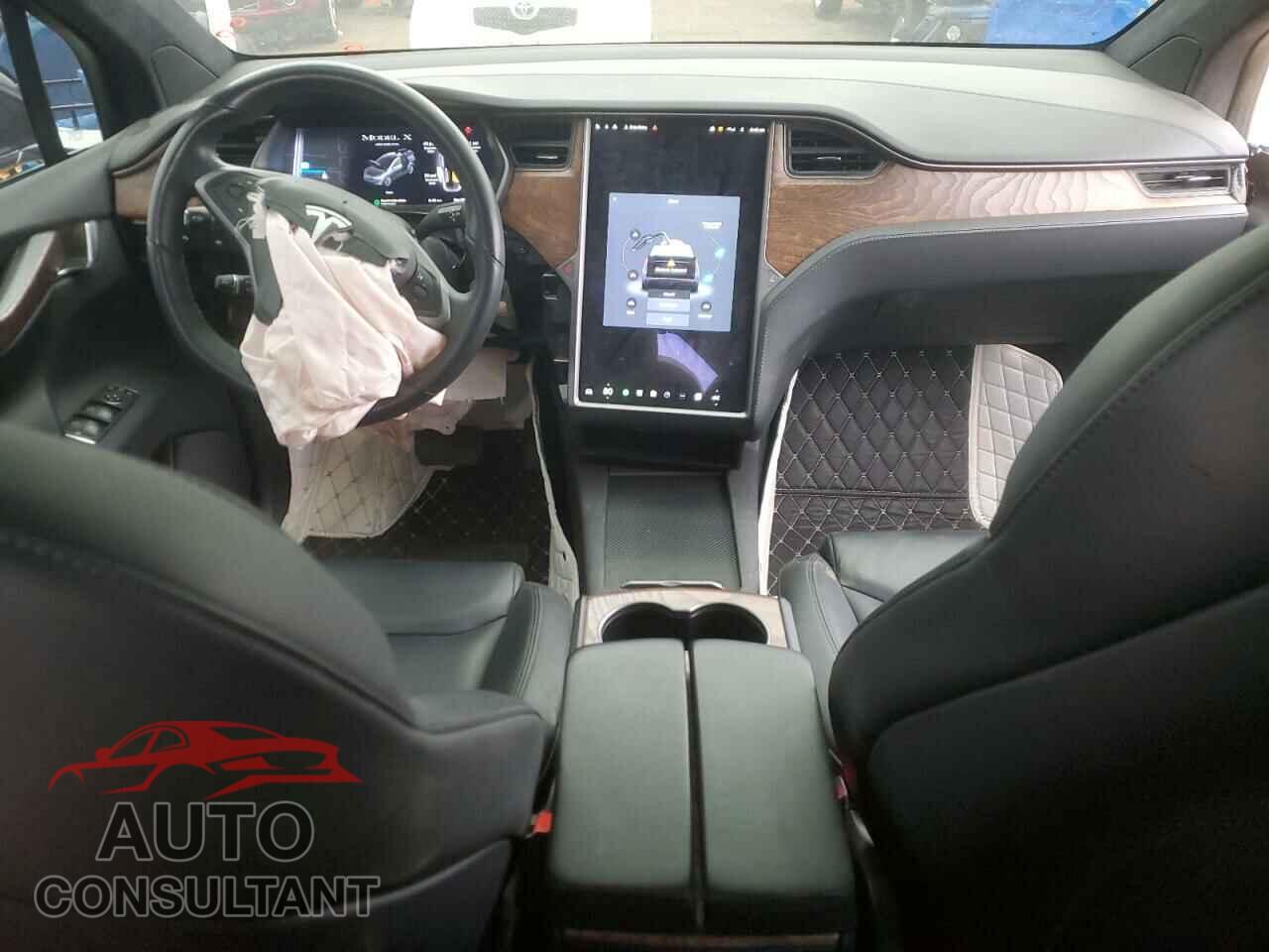 TESLA MODEL X 2020 - 5YJXCBE21LF246685