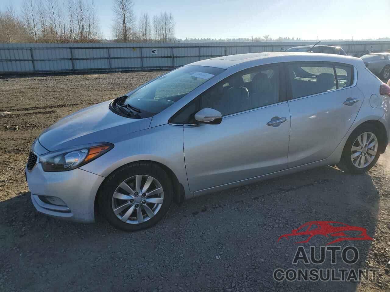 KIA FORTE 2015 - KNAFX5A83F5282618