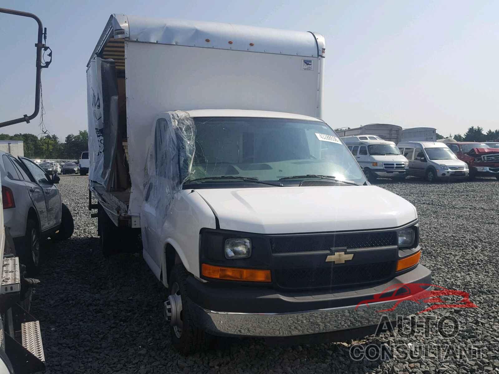 CHEVROLET EXPRESS G3500 2015 - 1GB3G3CG7F1265332