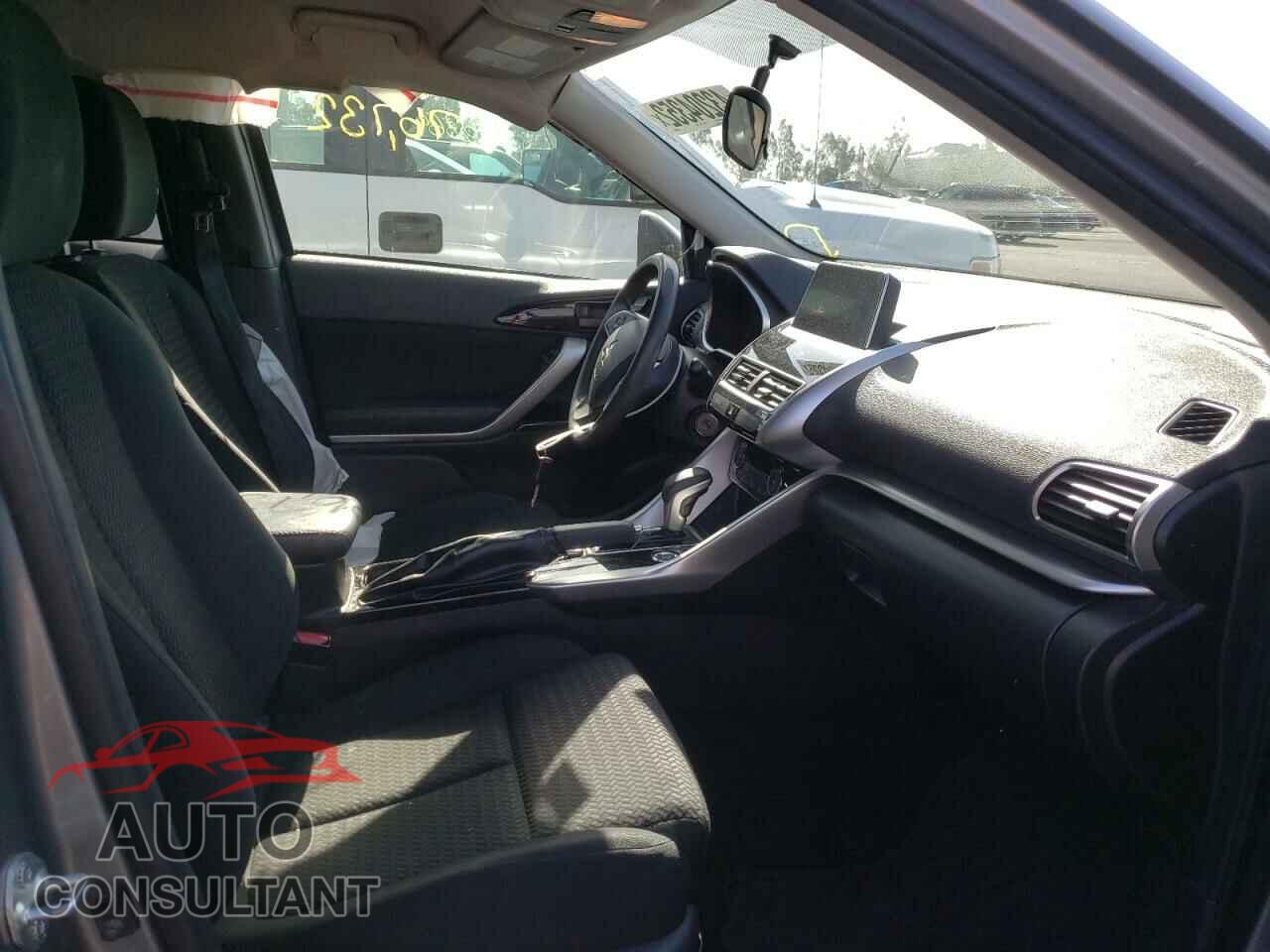 MITSUBISHI ECLIPSE 2019 - JA4AT4AA3KZ000531