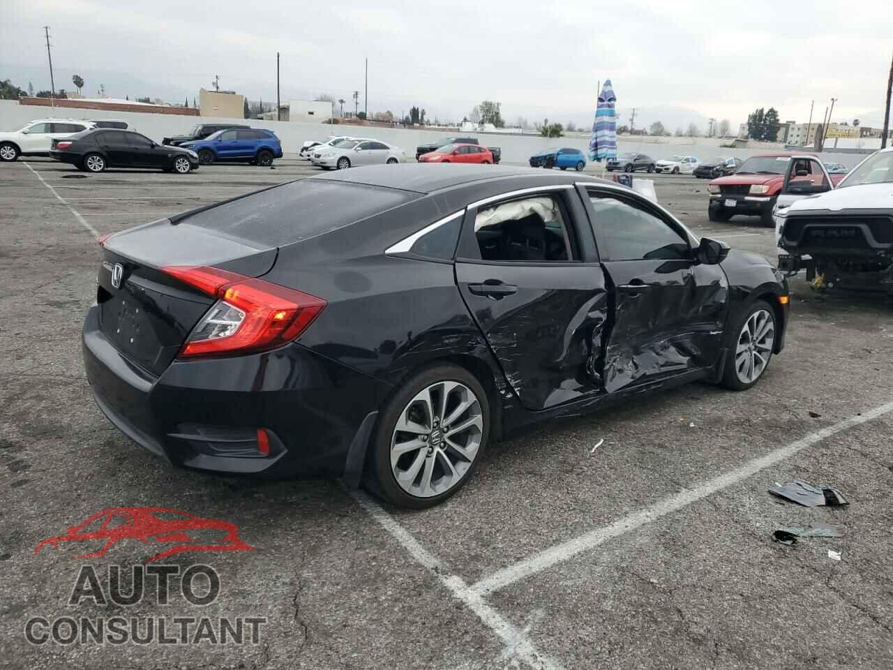 HONDA CIVIC 2017 - 2HGFC2F50HH516464