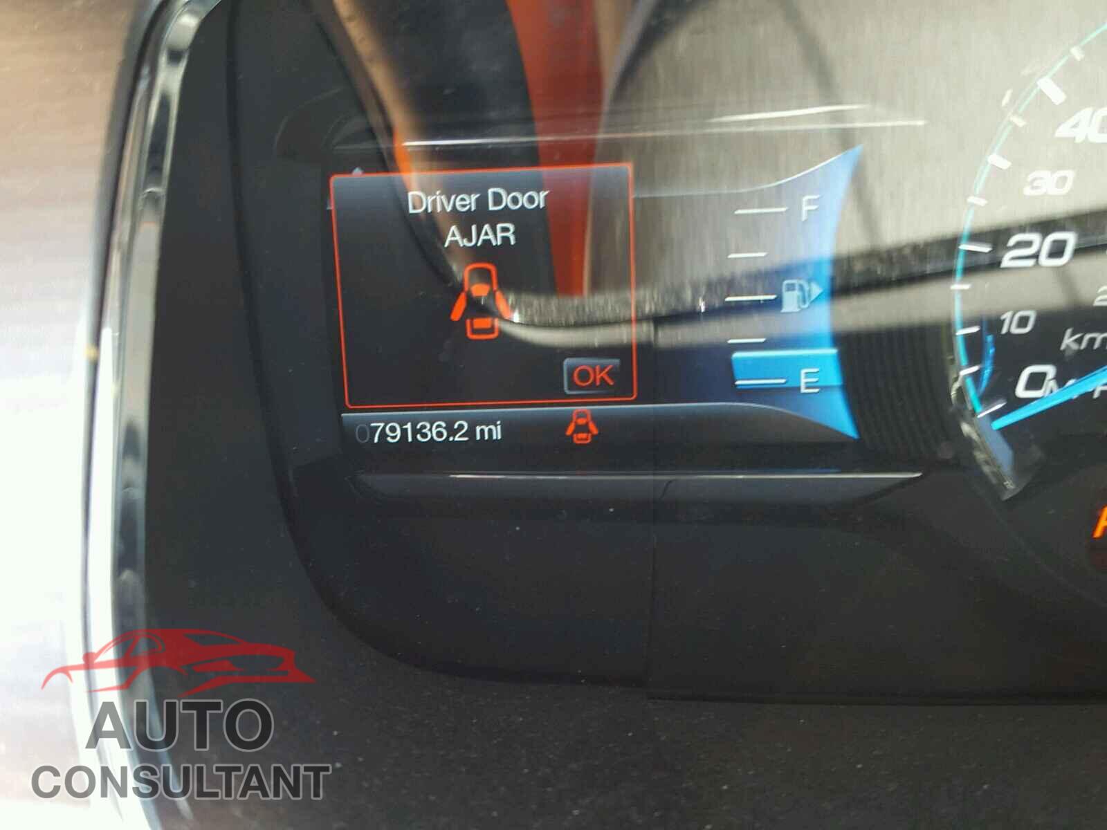 FORD TAURUS 2015 - 1FAHP2H81FG107116