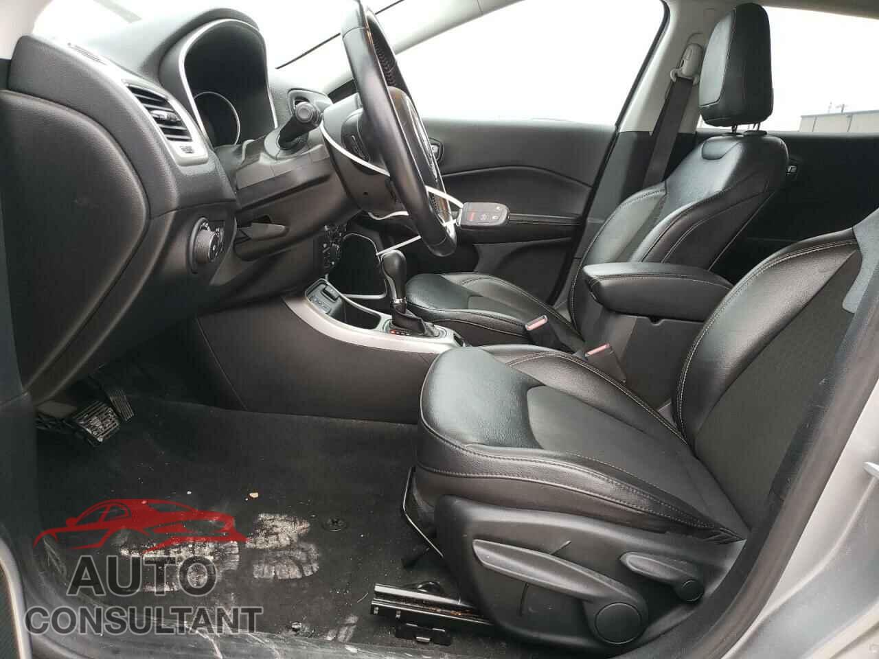 JEEP COMPASS 2020 - 3C4NJCBB5LT257276