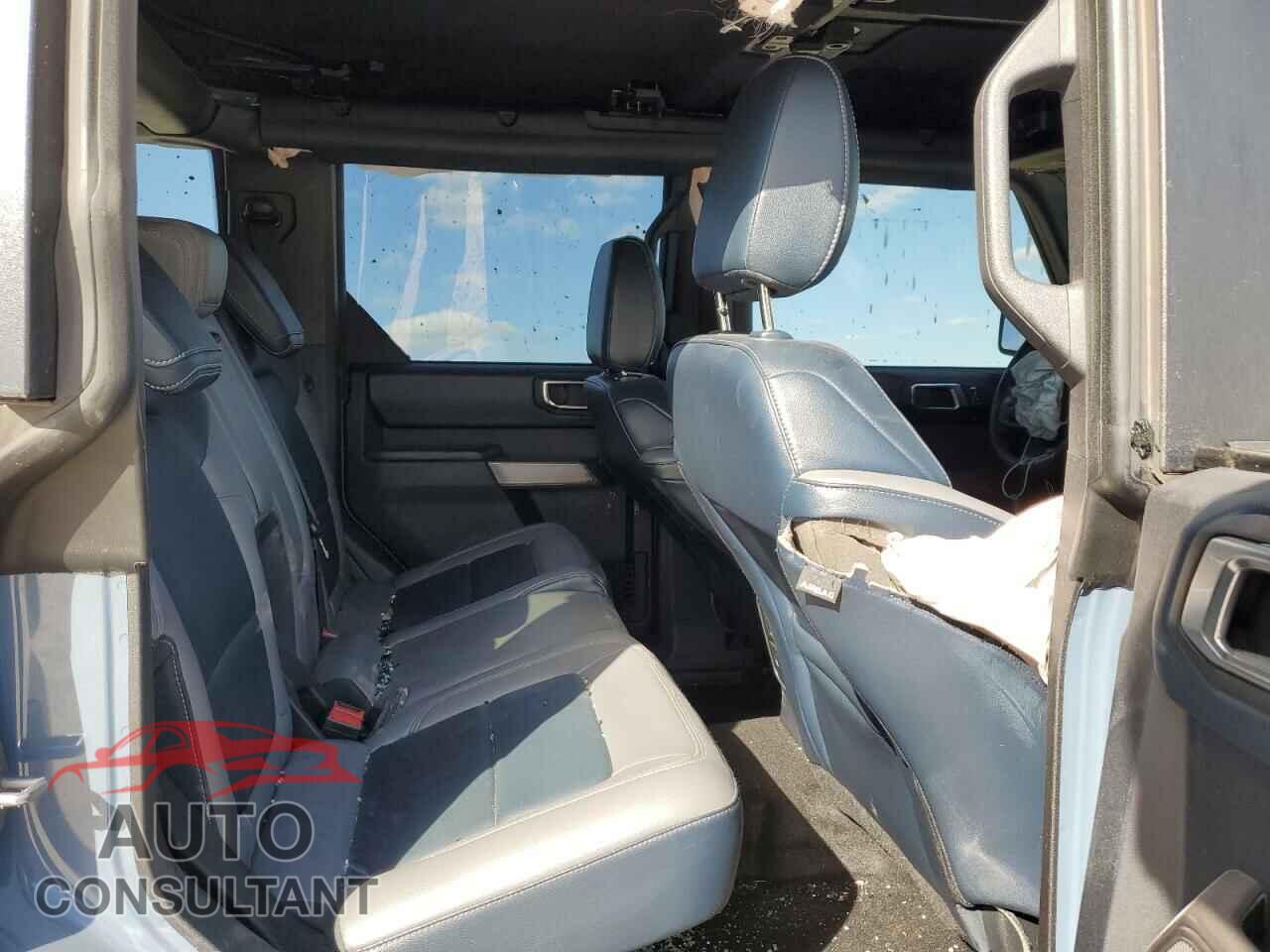FORD BRONCO 2023 - 1FMEE5DP0PLB05038