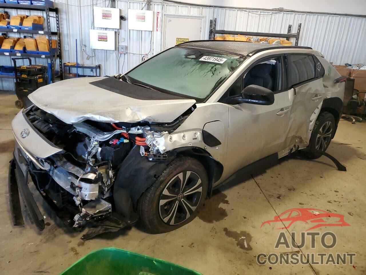 TOYOTA BZ4X XLE 2023 - JTMABACA7PA043537