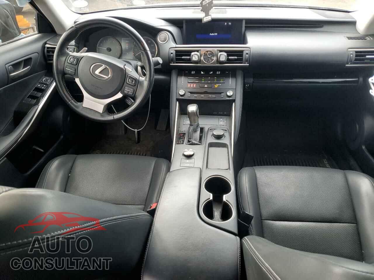 LEXUS IS 2017 - JTHCM1D25H5024438