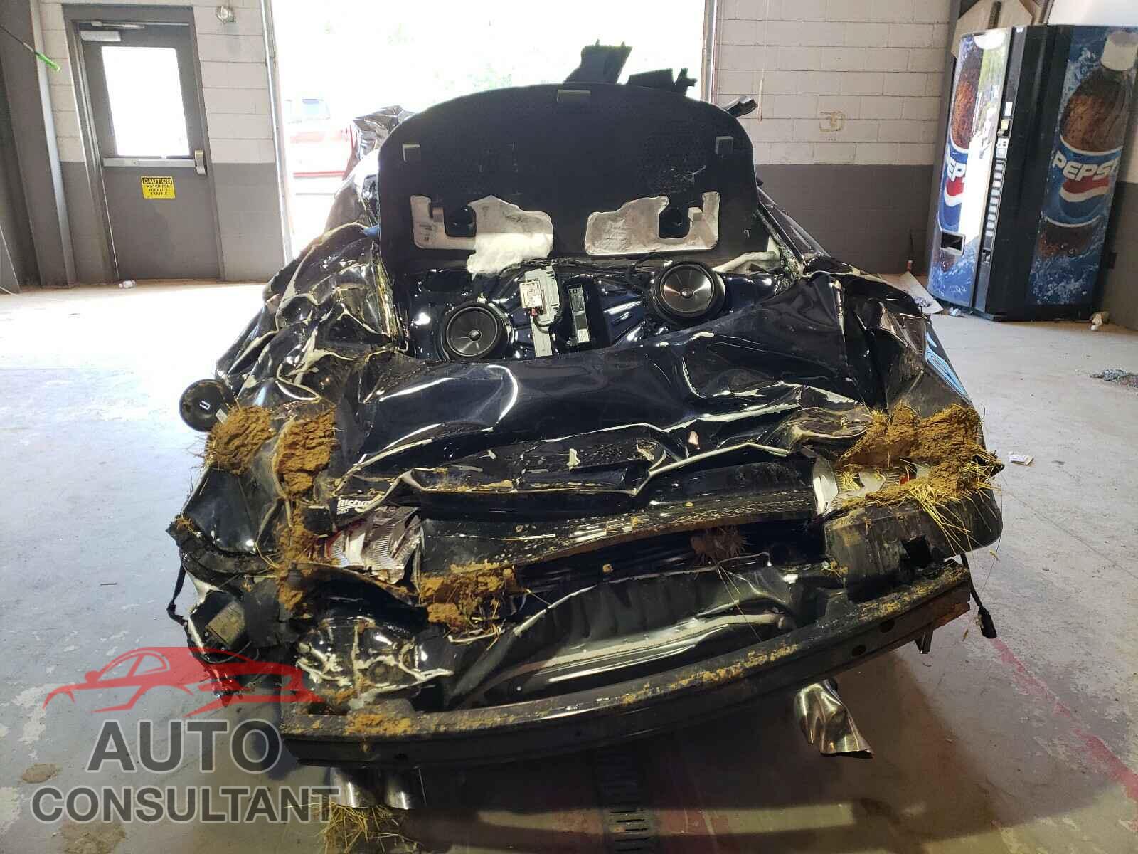 FORD MUSTANG 2021 - 1FA6P8CF3M5113413