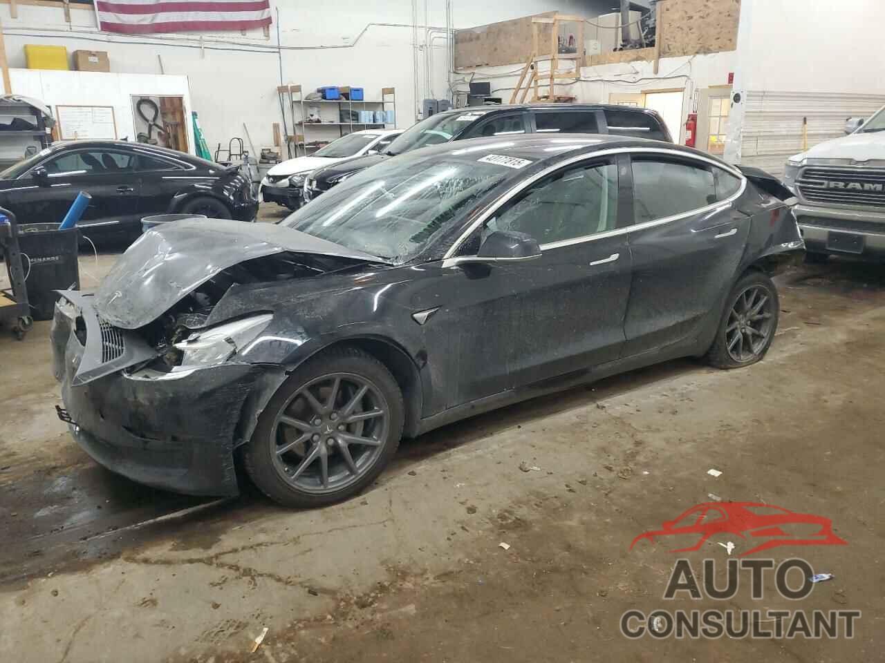 TESLA MODEL 3 2018 - 5YJ3E1EA7JF123223