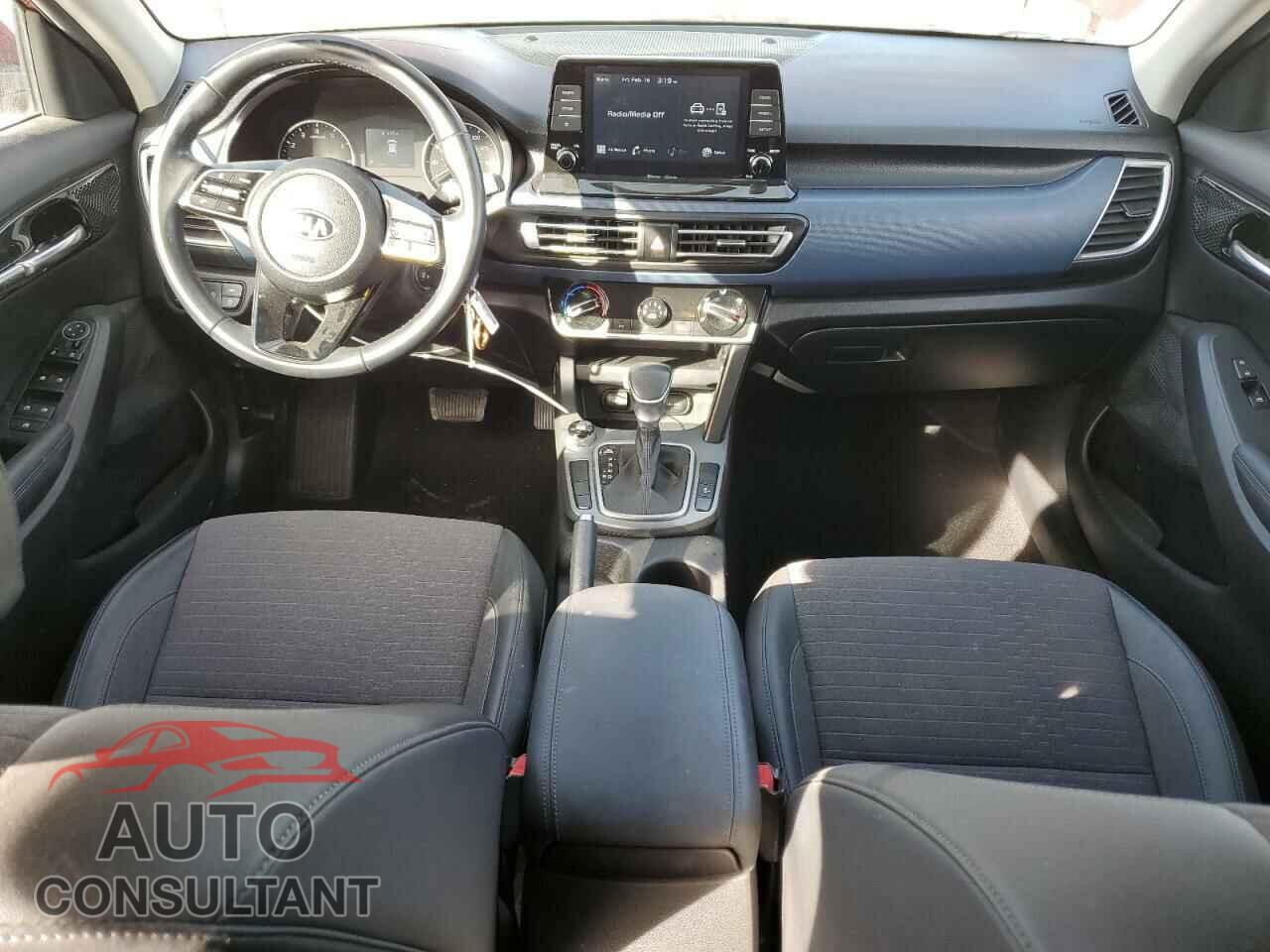 KIA SELTOS 2021 - KNDEU2AA1M7227059