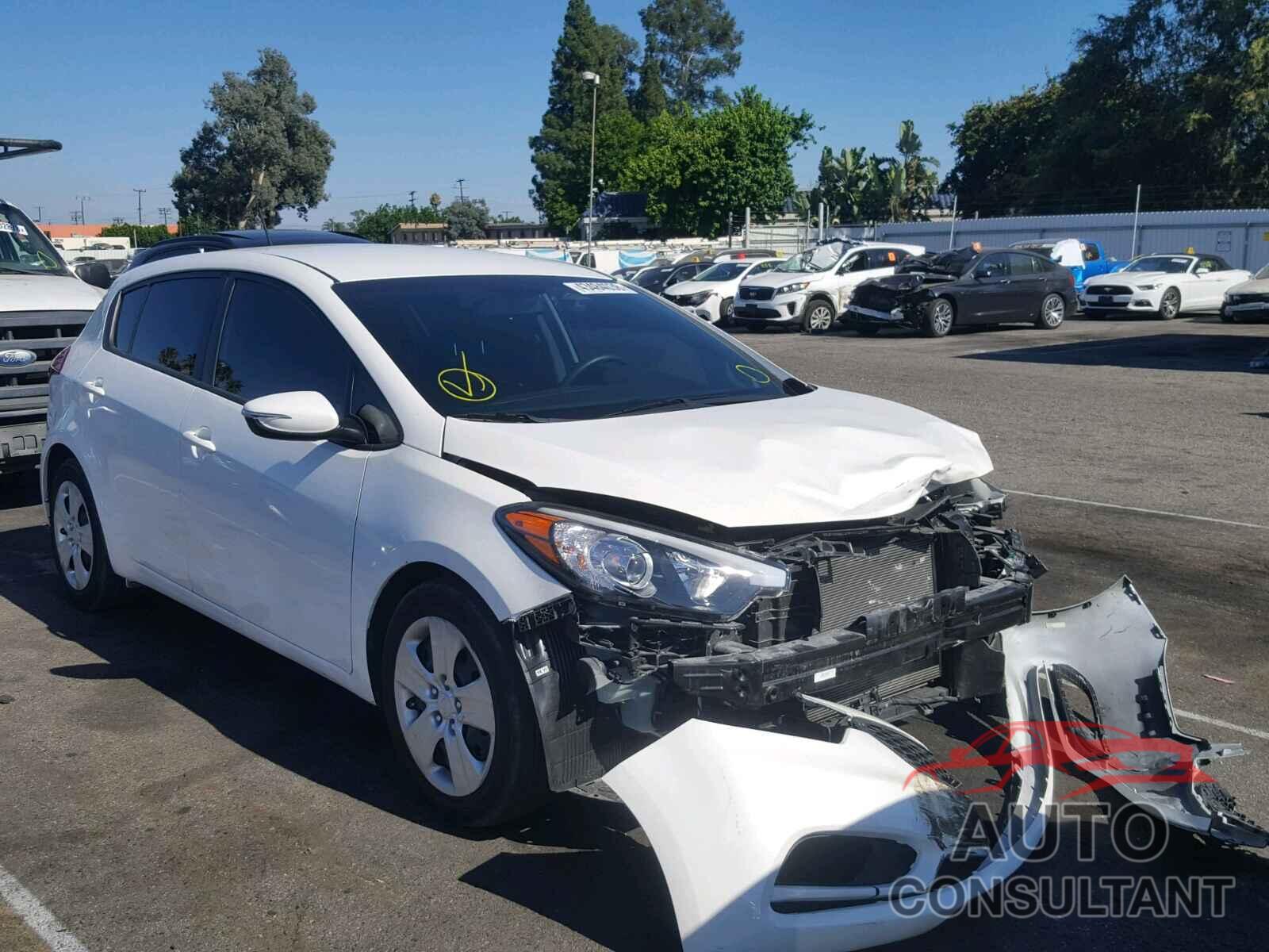 KIA FORTE 2016 - KNAFK5A86G5605611