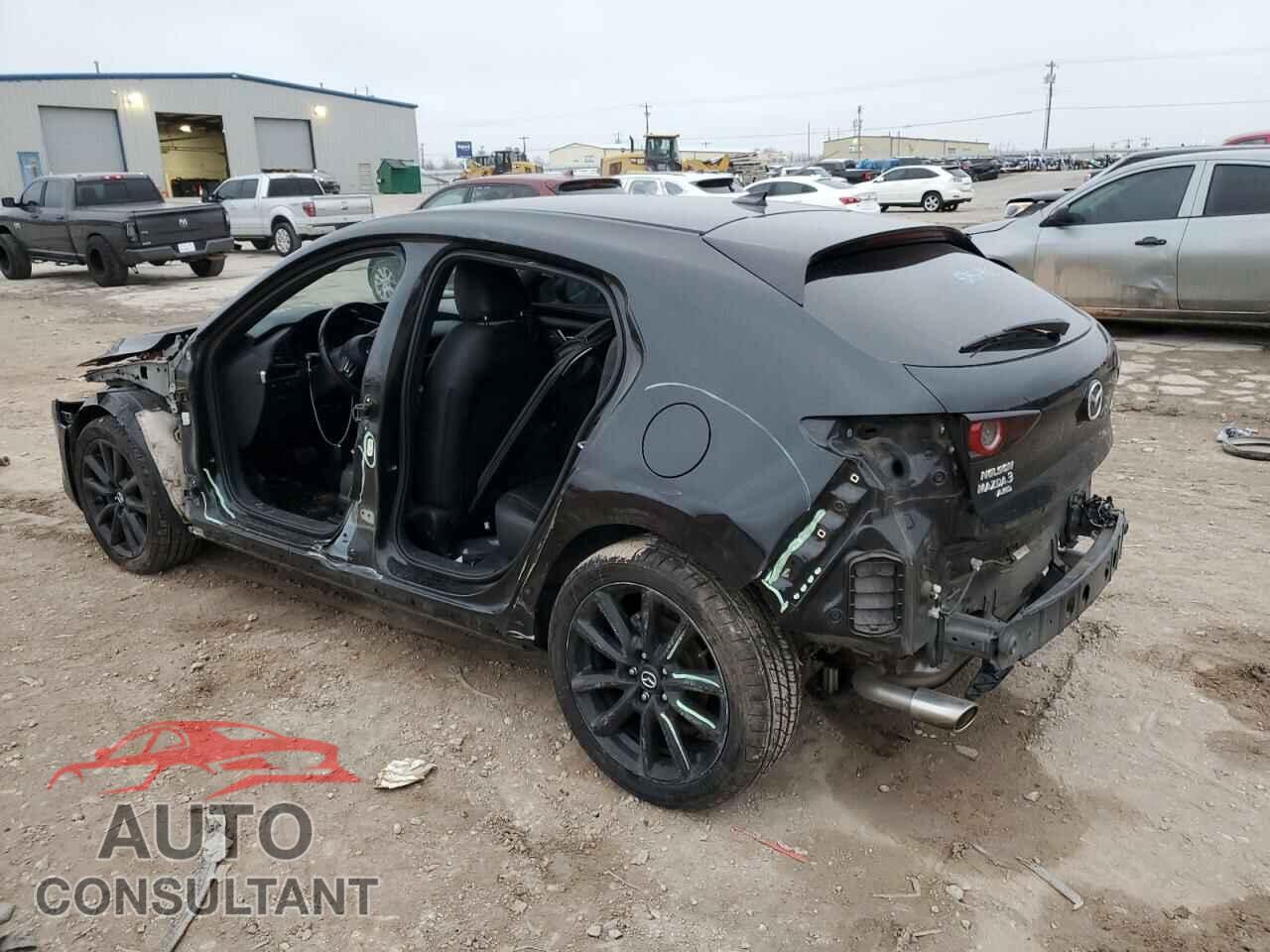 MAZDA 3 2021 - JM1BPBML1M1345302