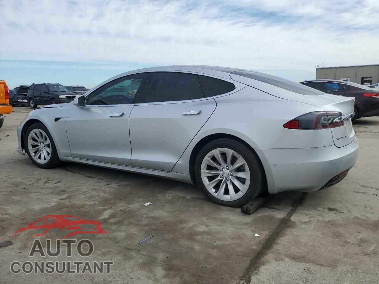 TESLA MODEL S 2017 - 5YJSA1E15HF183924