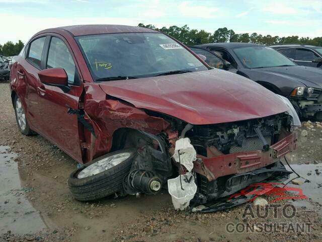 TOYOTA YARIS 2018 - 3MYDLBYV2JY328310