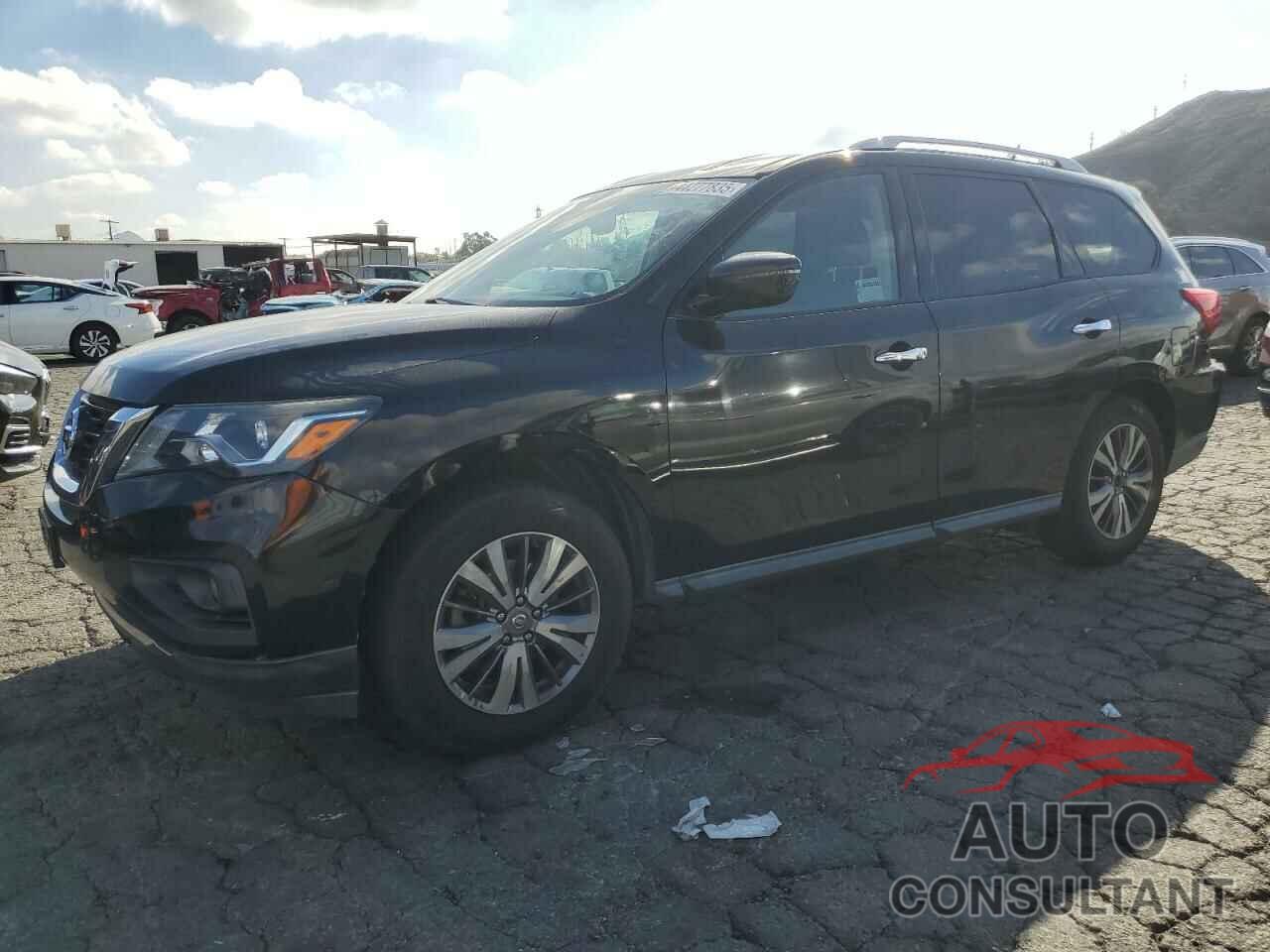 NISSAN PATHFINDER 2018 - 5N1DR2MN8JC635553