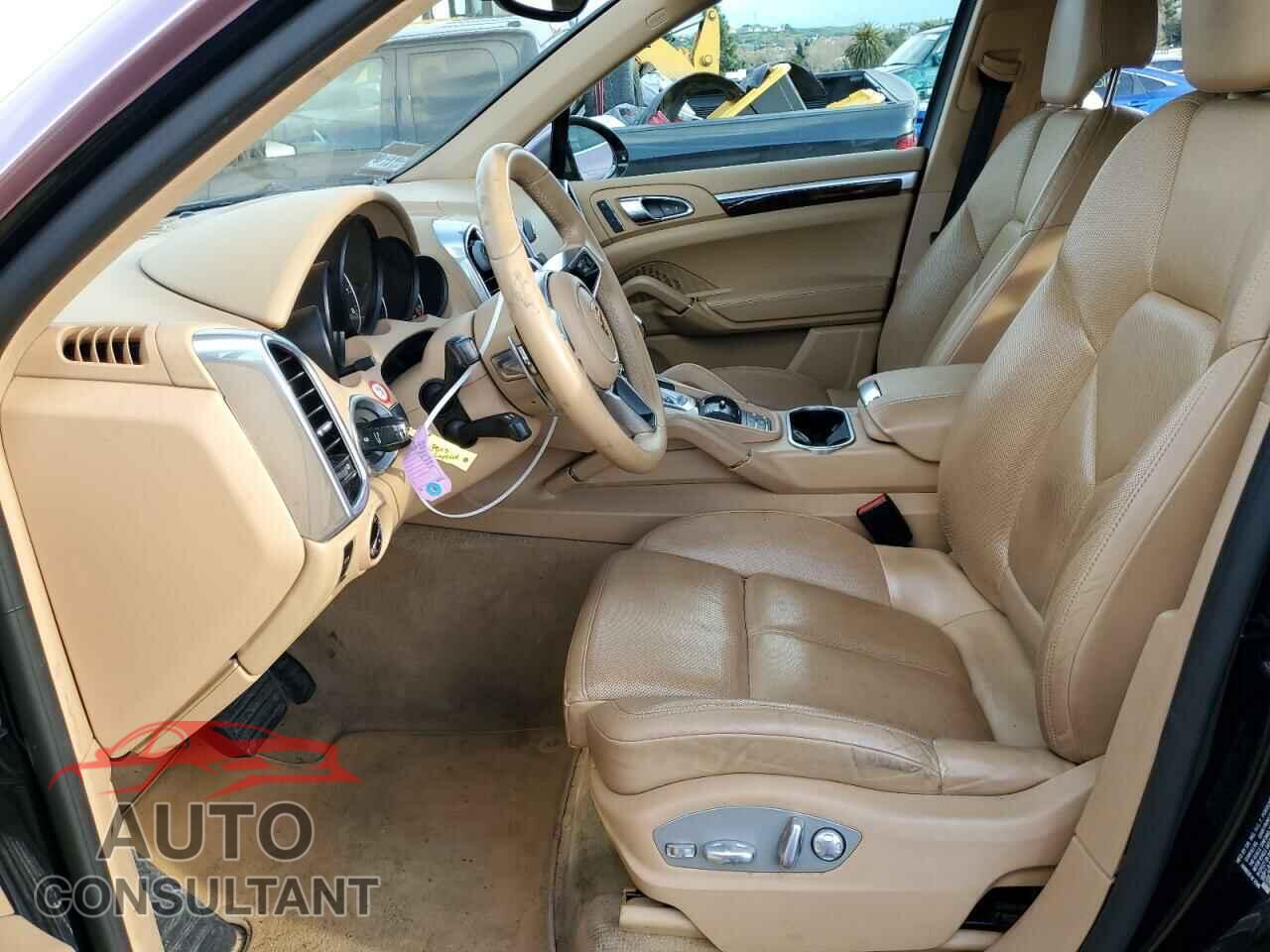 PORSCHE CAYENNE 2016 - WP1AA2A25GLA04873