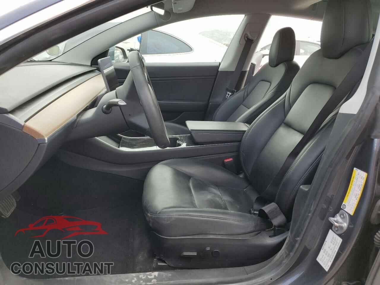 TESLA MODEL 3 2020 - 5YJ3E1EB3LF638165