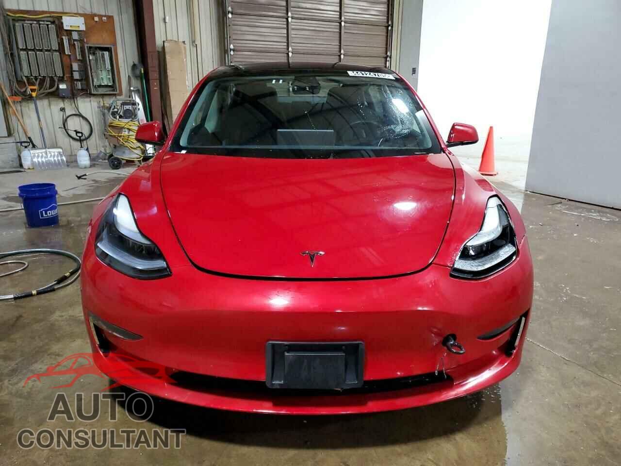TESLA MODEL 3 2022 - 5YJ3E1EA4NF369751