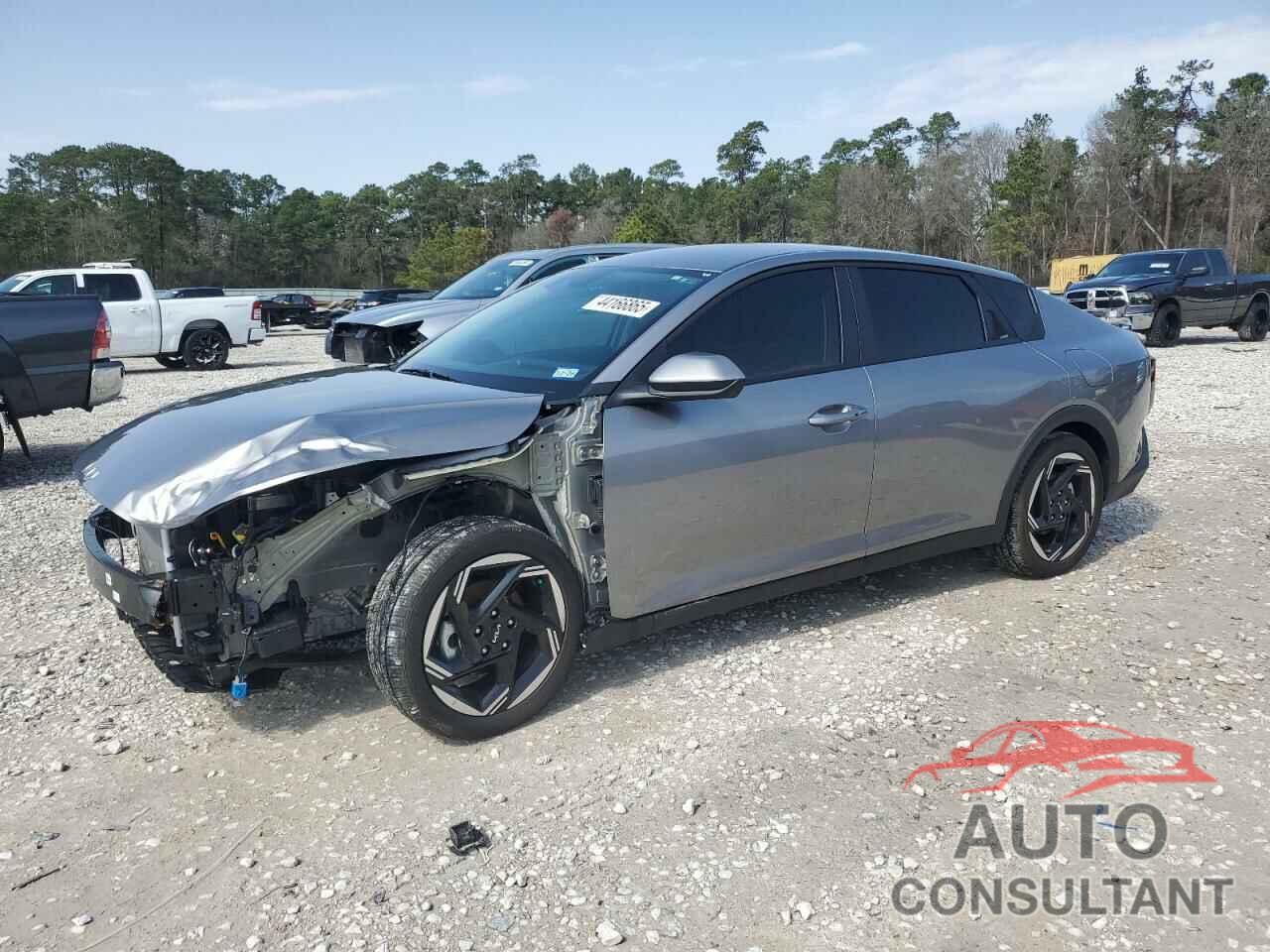 KIA K4 EX 2025 - 3KPFU4DE5SE032383