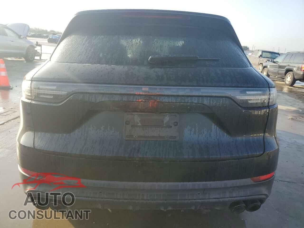 PORSCHE CAYENNE 2019 - WP1AA2AY7KDA10598