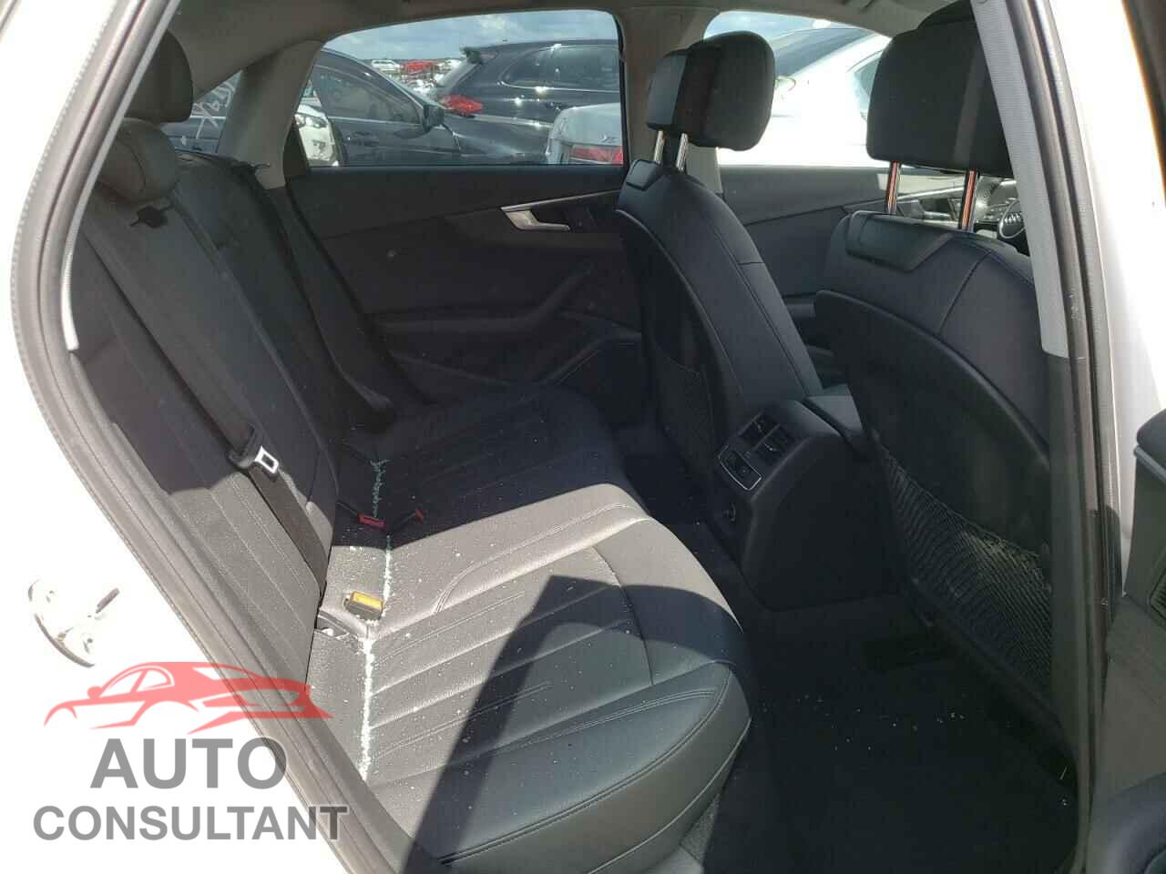 AUDI A4 2018 - WAULMAF47JN002363