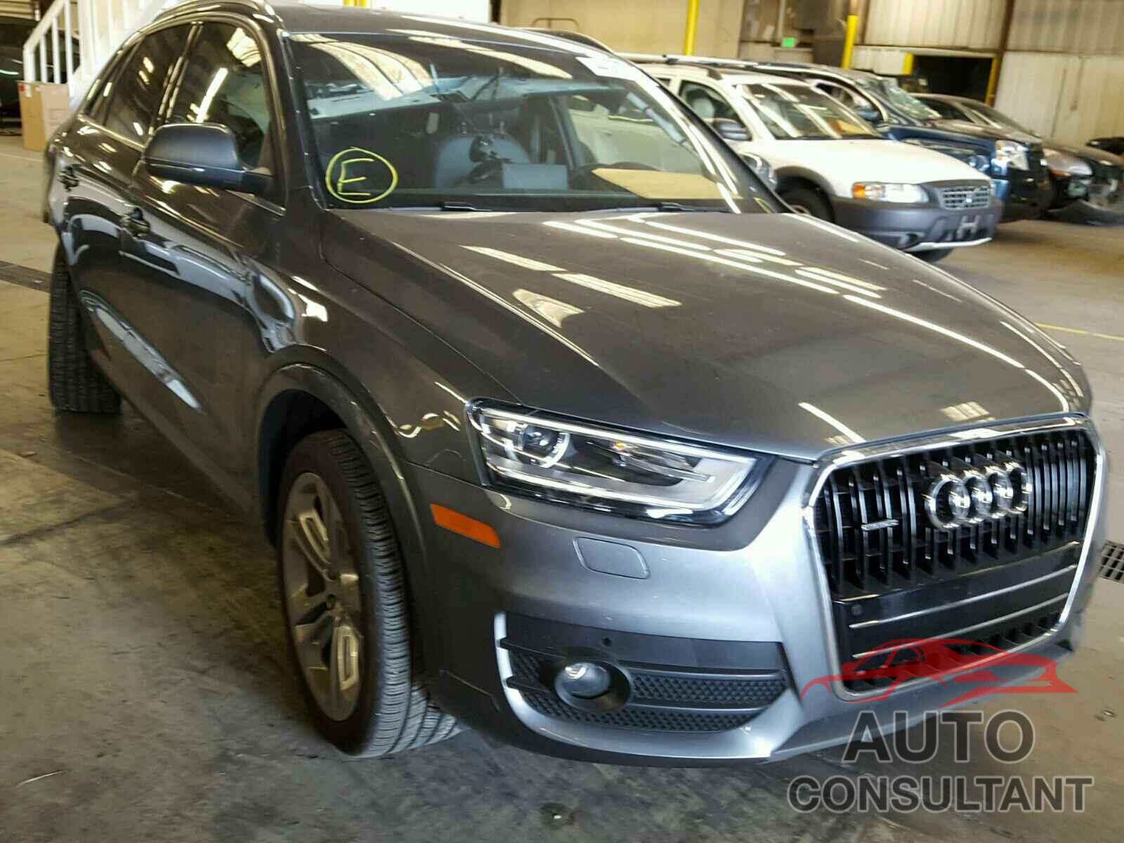 AUDI Q3 PRESTIGE 2015 - WA1GFCFS2FR003827