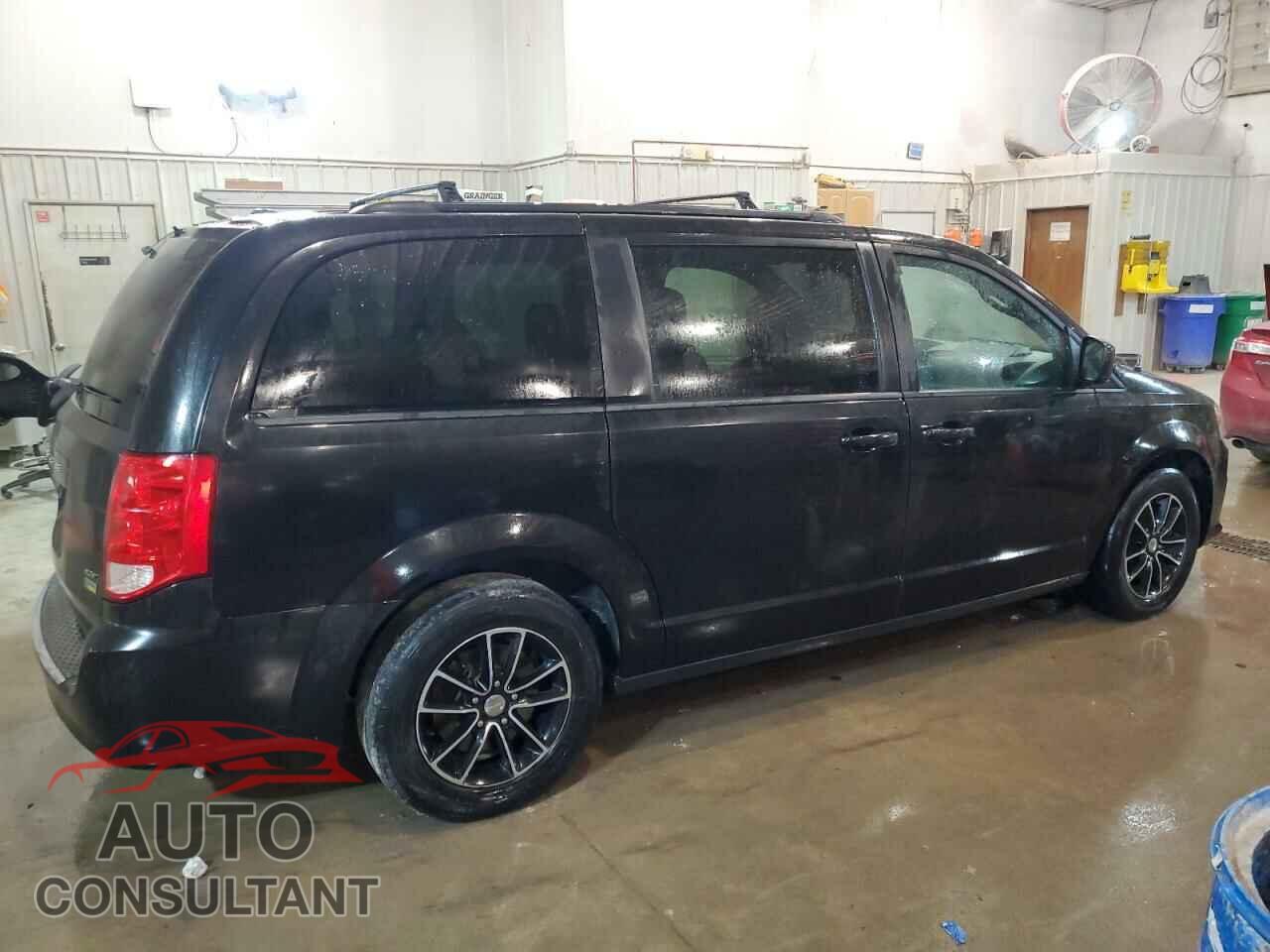 DODGE CARAVAN 2018 - 2C4RDGEG8JR318739