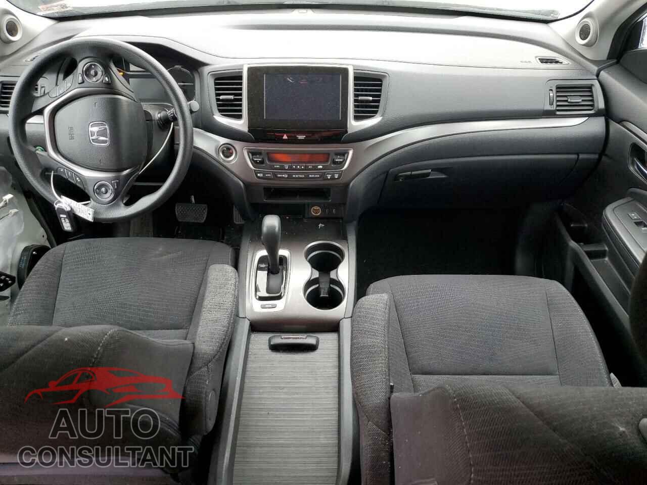 HONDA PILOT 2018 - 5FNYF5H33JB016046