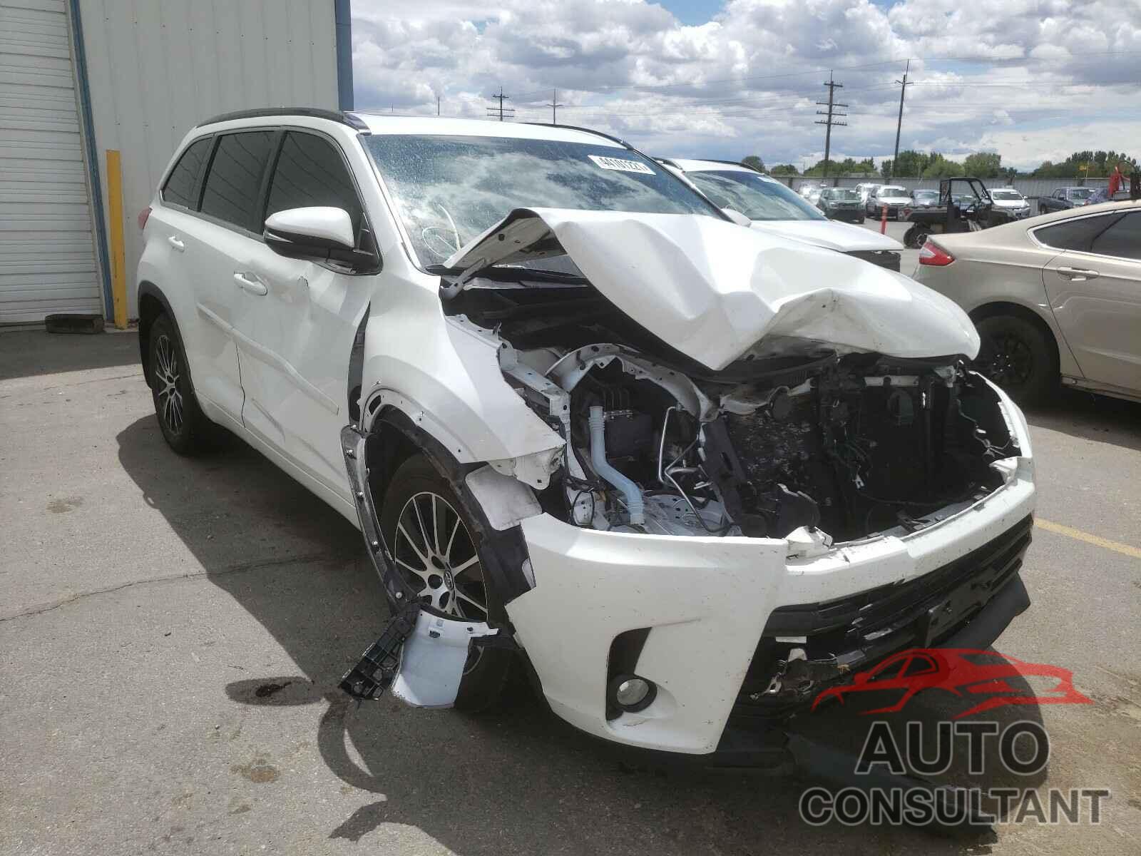 TOYOTA HIGHLANDER 2018 - 5TDJZRFH0JS498288